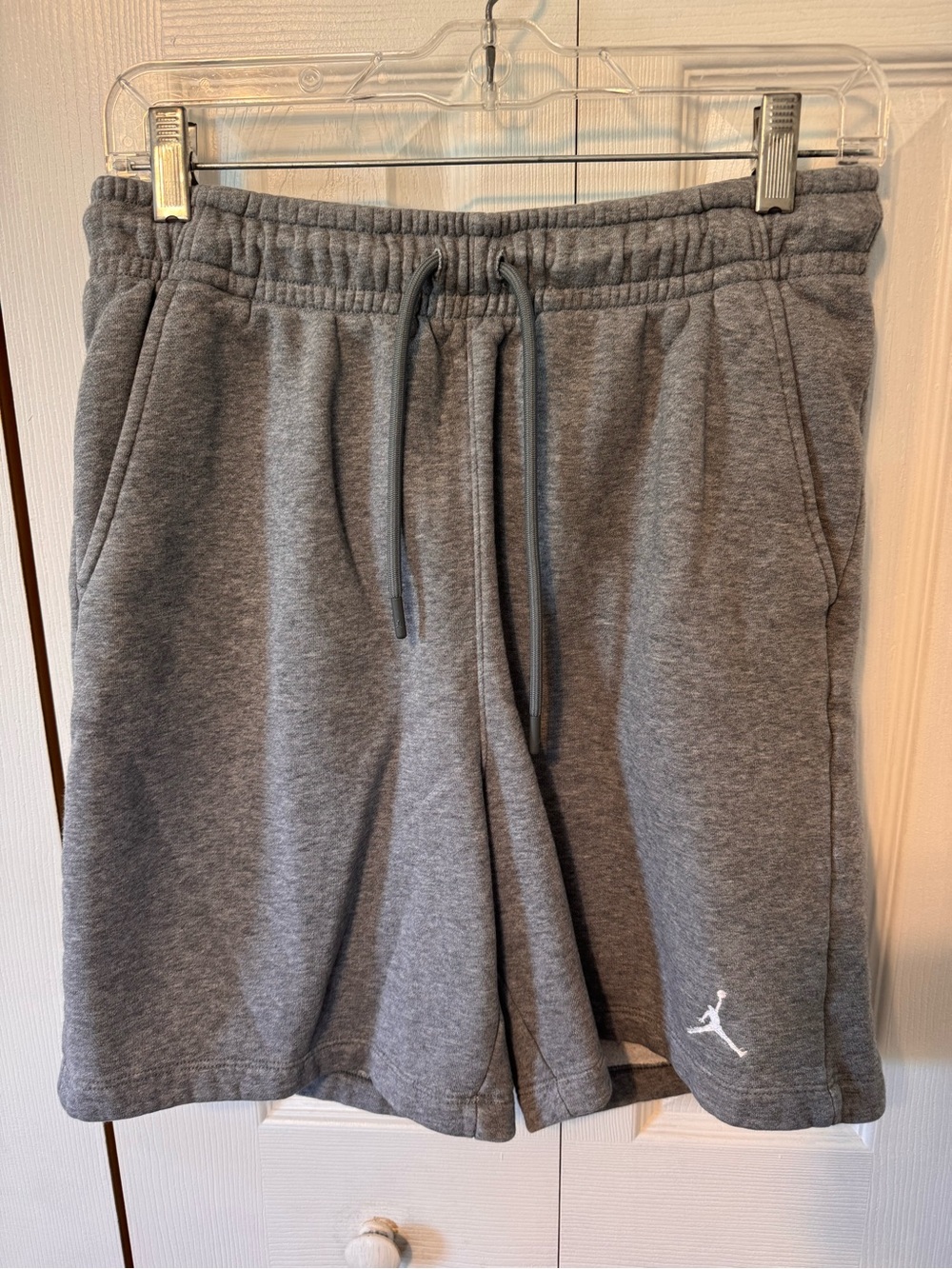Jordan Men’s Gray Athletic Tech Fleece Shorts Size Small - Picture 2 of 9